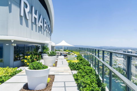 Rhapsody Resort - Official - Accommodation QLD 1