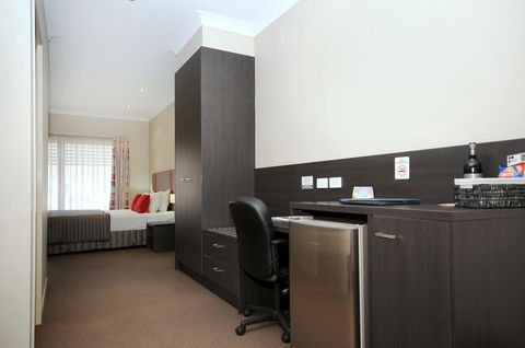 Platinum International - Accommodation QLD 20