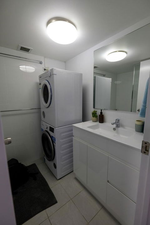 Sanctuary Beach Retreat - Accommodation QLD 5
