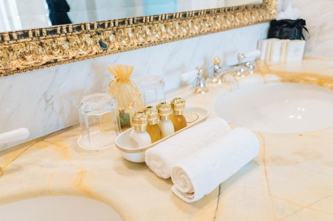 Imperial Hotel Gold Coast - Accommodation QLD 22