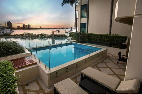 Imperial Hotel Gold Coast - Accommodation QLD 2