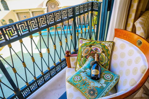 Imperial Hotel Gold Coast - Accommodation QLD 3