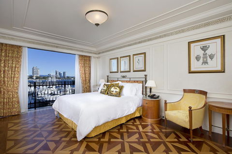 Imperial Hotel Gold Coast - Accommodation QLD 4