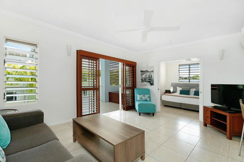 Mantra Aqueous On Port - Accommodation QLD 16