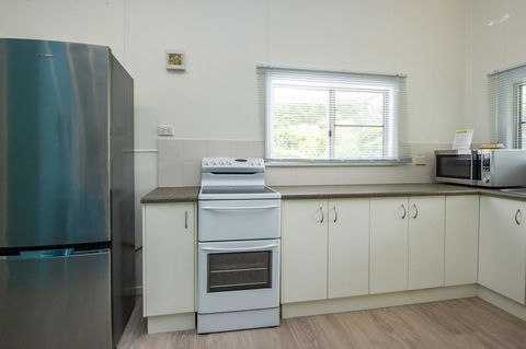 Kooyong Apartment 8 - Accommodation QLD 7