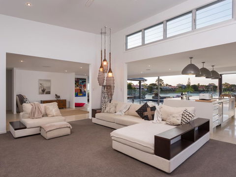 Rumrunner Resort - Accommodation QLD 16