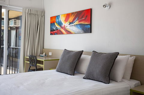 Nightcap At Emerald Star Hotel - Accommodation QLD 40