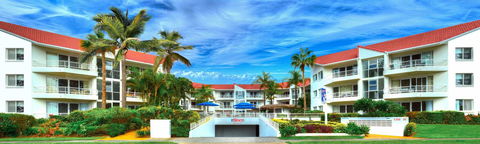 Le Beach Apartments - Accommodation QLD 2