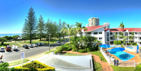 Le Beach Apartments - Accommodation QLD 24