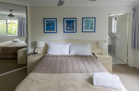 Le Beach Apartments - Accommodation QLD 7