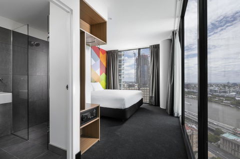 Ibis Styles Brisbane Elizabeth Street - Accommodation QLD 6