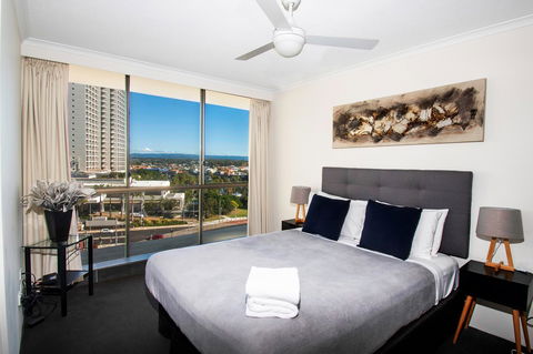 Seacrest Beachfront Apartments Surfers Paradise - Accommodation QLD 1