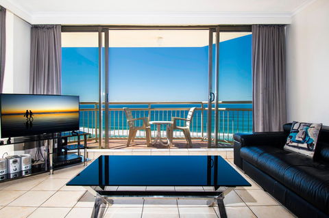 Seacrest Beachfront Apartments Surfers Paradise - Accommodation QLD 13