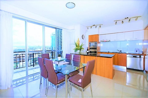 The Towers Of Chevron Renaissance - Holidays Gold Coast - Accommodation QLD 29