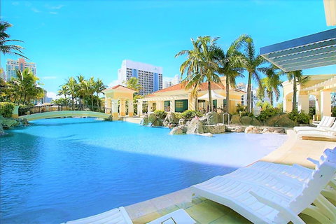 The Towers Of Chevron Renaissance - Holidays Gold Coast - Accommodation QLD 7