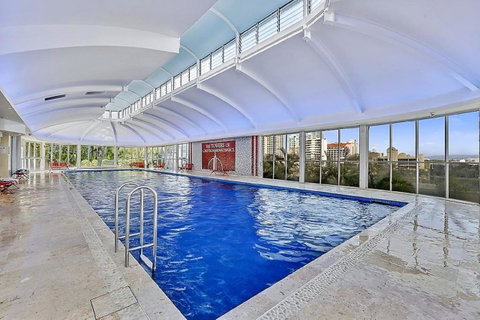 The Towers Of Chevron Renaissance - Holidays Gold Coast - Accommodation QLD 9
