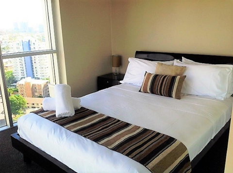 The Towers Of Chevron Renaissance - Holidays Gold Coast - Accommodation QLD 37