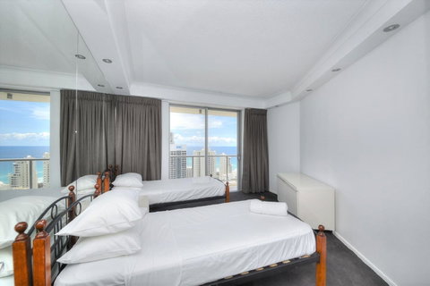 The Towers Of Chevron Renaissance - Holidays Gold Coast - Accommodation QLD 39