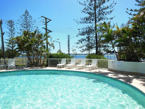 Crystal Bay On The Broadwater - Accommodation QLD 9
