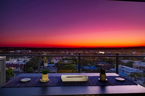 Sunset Retreat Mooloolaba - Accommodation QLD 0
