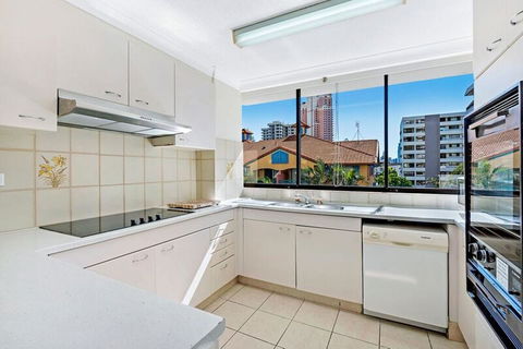 ULTIQA Beach Haven On Broadbeach - Accommodation QLD 41