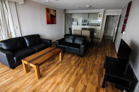 The Phoenician Resort - Accommodation QLD 29