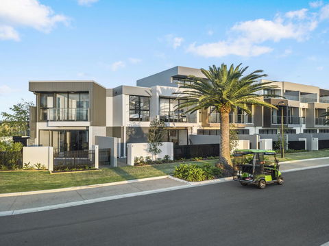 The Residences At The Peninsula - Accommodation QLD 1