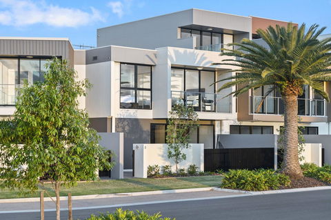 The Residences At The Peninsula - Accommodation QLD 0