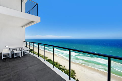 ULTIQA Air On Broadbeach - Accommodation QLD 0