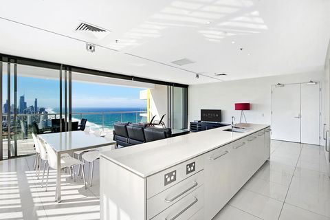 ULTIQA Air On Broadbeach - Accommodation QLD 21