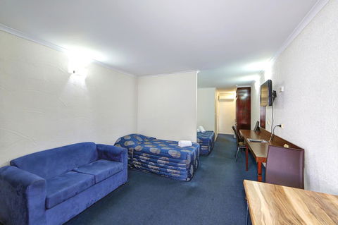 Alexandra Park Motor Inn - Accommodation QLD 5