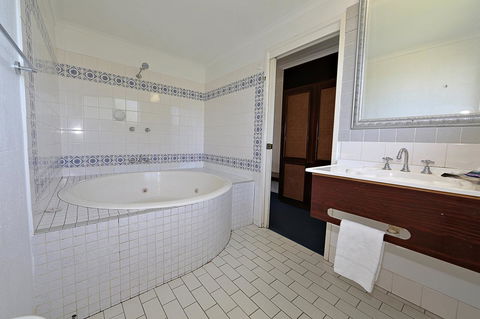 Alexandra Park Motor Inn - Accommodation QLD 25