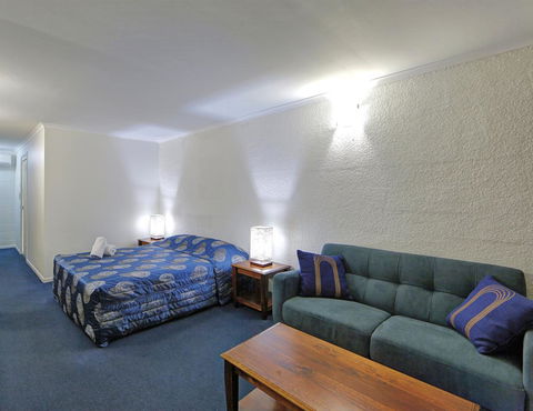 Alexandra Park Motor Inn - Accommodation QLD 4