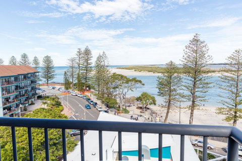 Belaire Place Motel Apartments - Accommodation QLD 16
