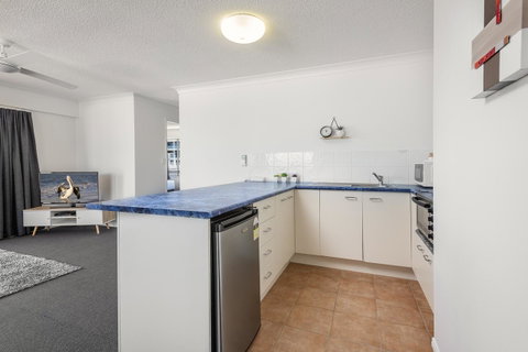 Belaire Place Motel Apartments - Accommodation QLD 4