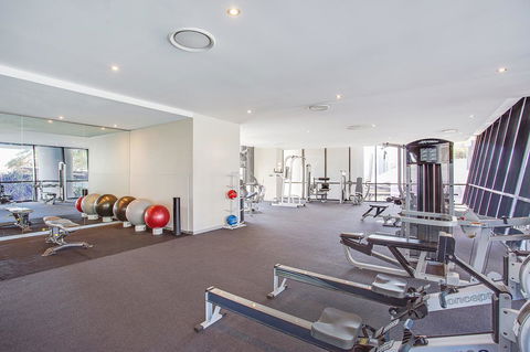Mantra Circle On Cavill - Accommodation QLD 42