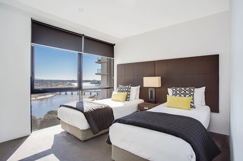 Mantra Circle On Cavill - Accommodation QLD 23