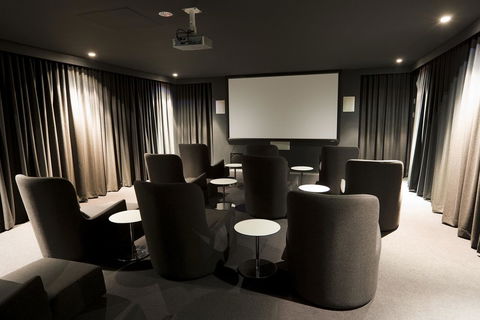 Mantra Circle On Cavill - Accommodation QLD 43