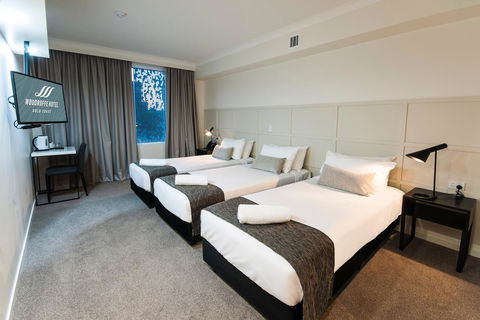 Woodroffe Hotel - Accommodation QLD 14
