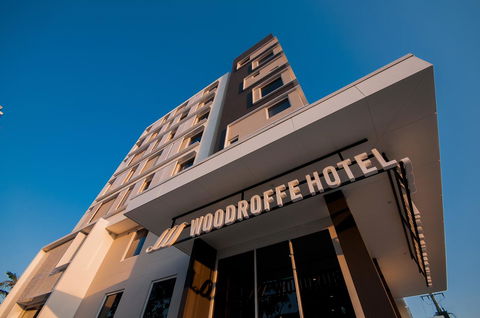 Woodroffe Hotel - Accommodation QLD 18
