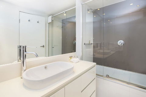 Gold Coast Private Apartments - H Residences, Surfers Paradise - Accommodation QLD 31