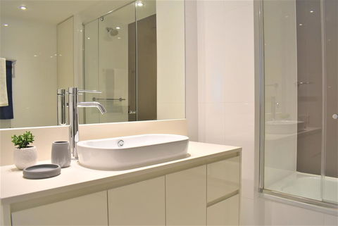 Gold Coast Private Apartments - H Residences, Surfers Paradise - Accommodation QLD 13