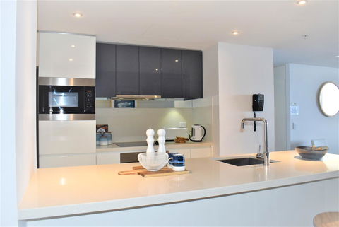 Gold Coast Private Apartments - H Residences, Surfers Paradise - Accommodation QLD 7