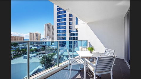Gold Coast Private Apartments - H Residences, Surfers Paradise - Accommodation QLD 35