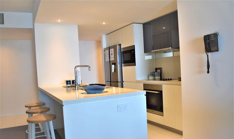 Gold Coast Private Apartments - H Residences, Surfers Paradise - Accommodation QLD 10