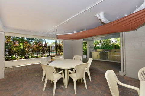 Seascape Holidays - Tropical Reef Apartments - Accommodation QLD 26
