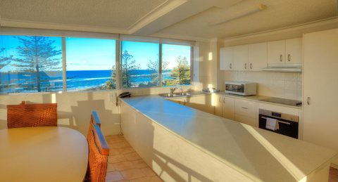 Oceania On Burleigh Beach - Accommodation QLD 3