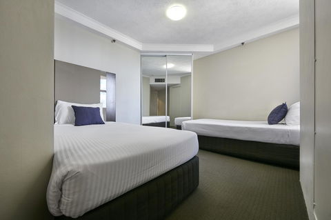 Novotel Surfers Paradise - Accommodation QLD 12