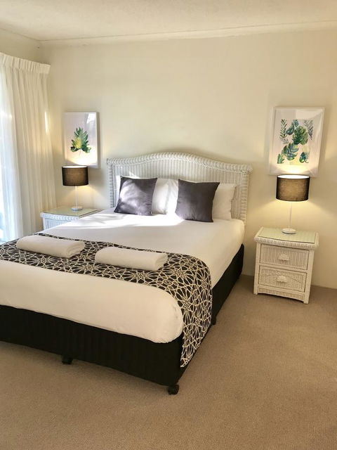 Noosa Boutique Apartments & Elkhorn Villas - Accommodation QLD 31