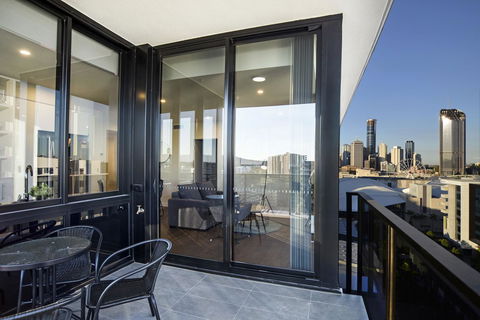 Atlas Apartments By CLLIX - Accommodation QLD 8